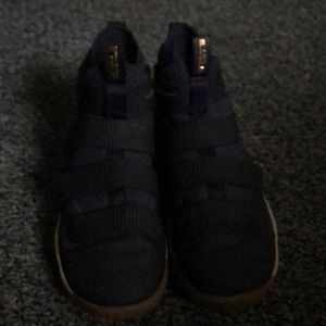 These are used Lebron soilder 11’s.